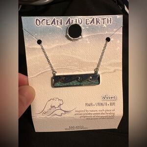 NWT Ocean and Earth waves necklace